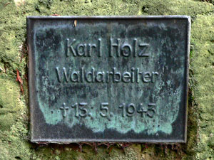 Gedenkstein - Karl Holz